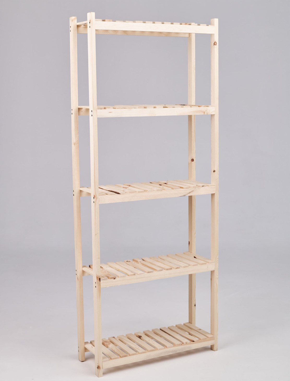 Подиумдағы жалаңаш сән бейнесі